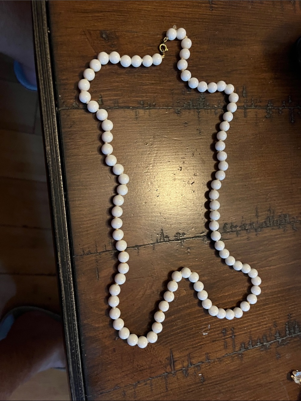 Classic White Bead Necklace with Gold Clasp 1849